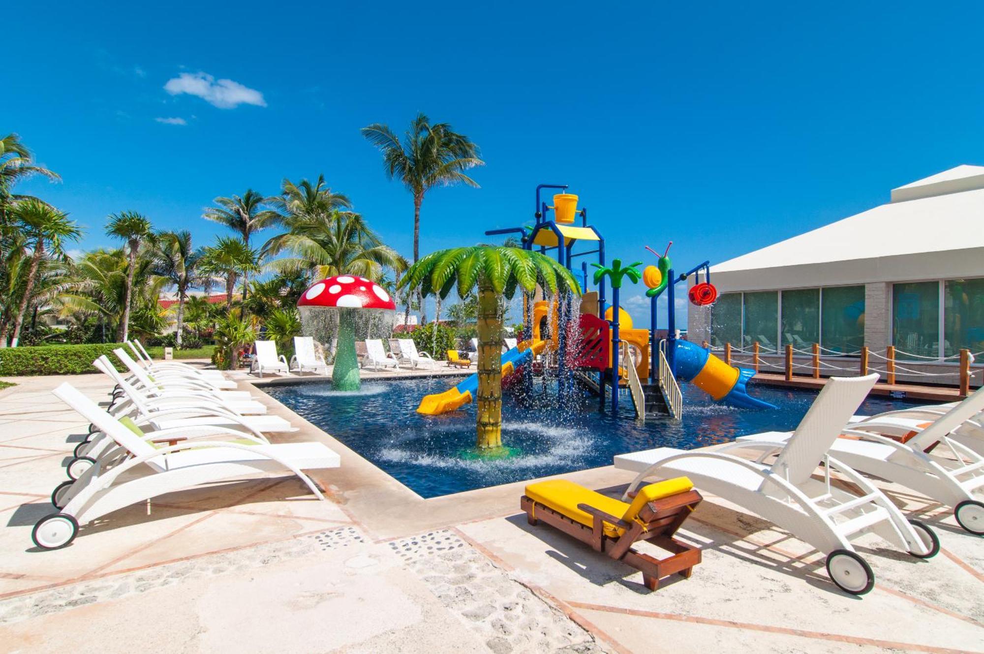 Solymar Condo Beach Resort By Casago Канкун Екстер'єр фото