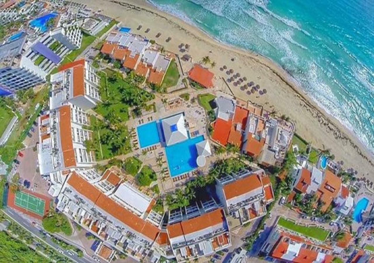 Solymar Condo Beach Resort By Casago Канкун Екстер'єр фото